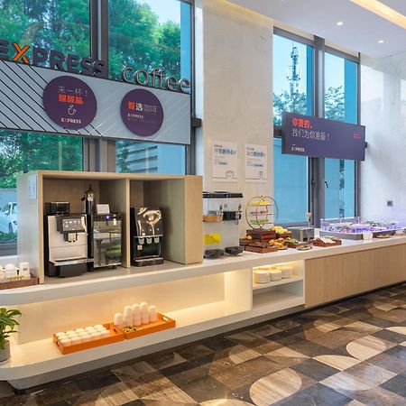 Holiday Inn Express Changfeng Park Shanghai Eksteriør billede