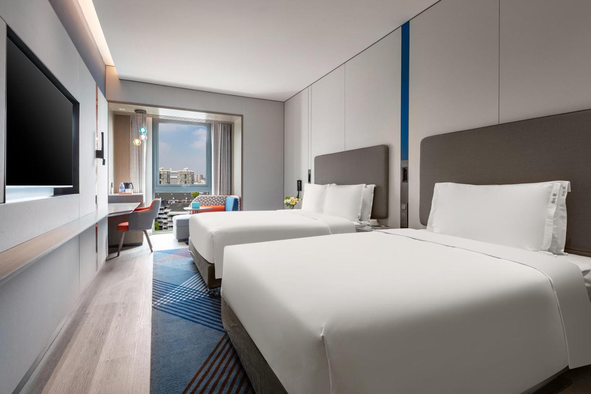 Holiday Inn Express Changfeng Park Shanghai Eksteriør billede