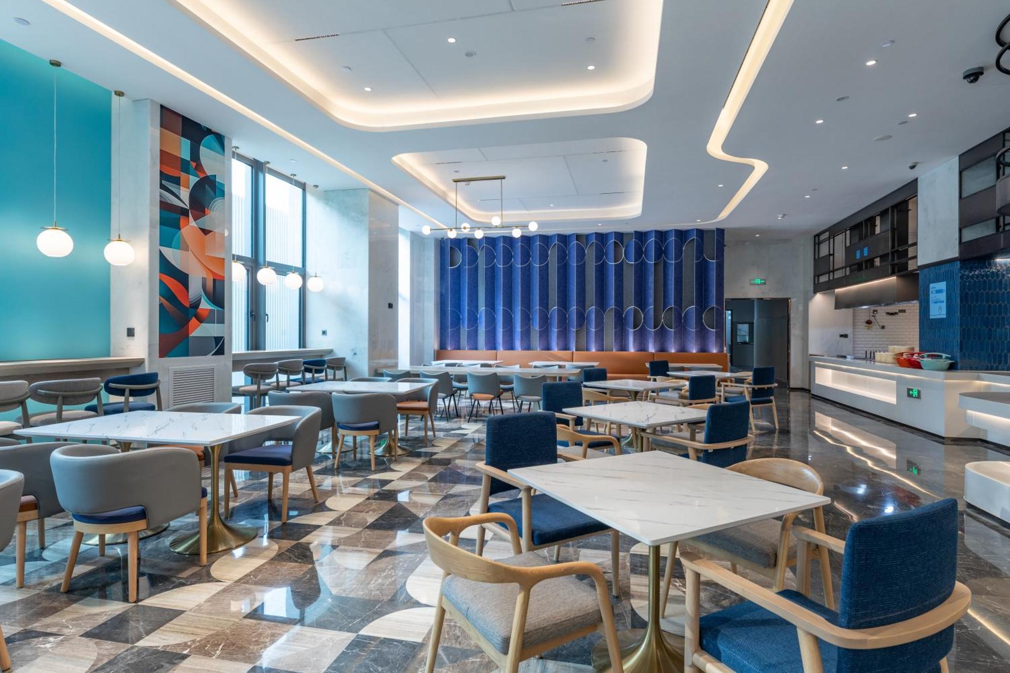Holiday Inn Express Changfeng Park Shanghai Eksteriør billede